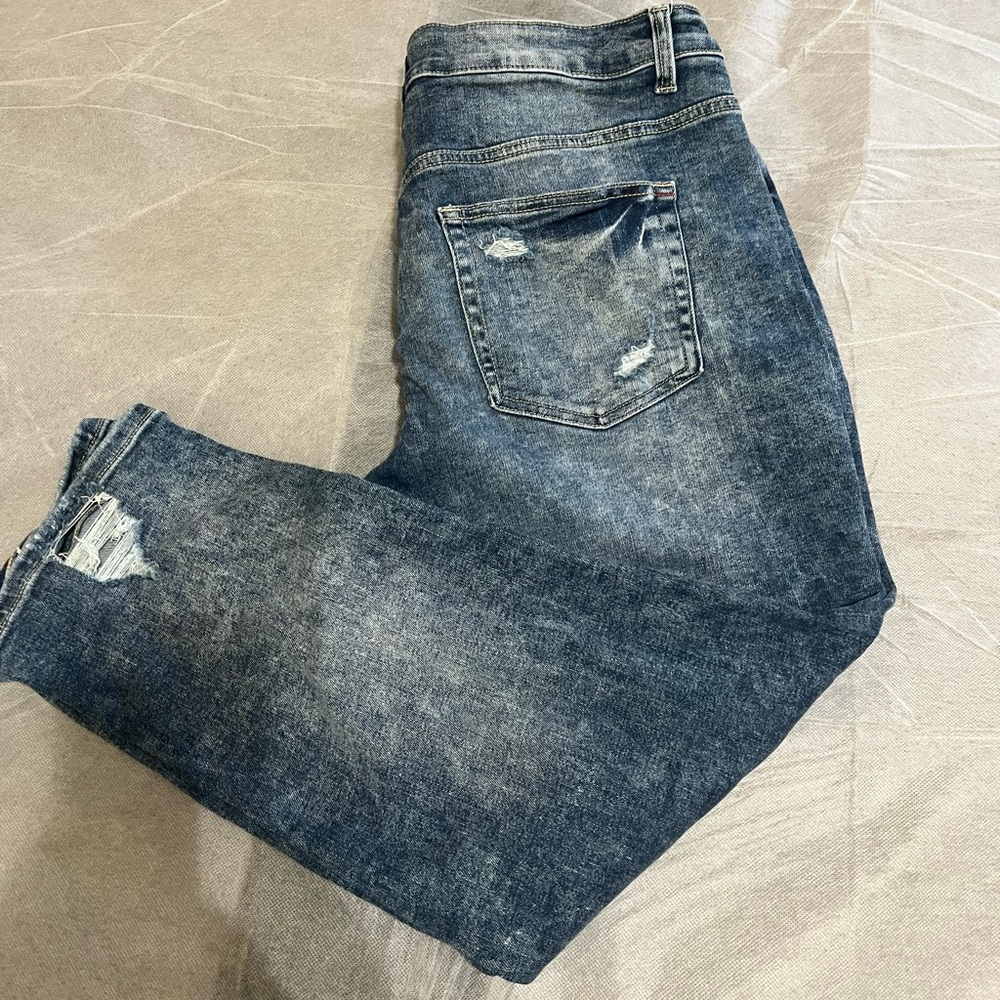 Maurice’s jeans. Size 18W like new.